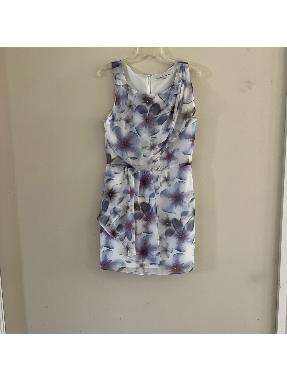Lauren Conrad Women's size 10 Floral Dress Sleeveless White purple gray Dress